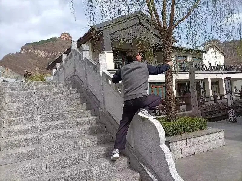 04.webp.jpg